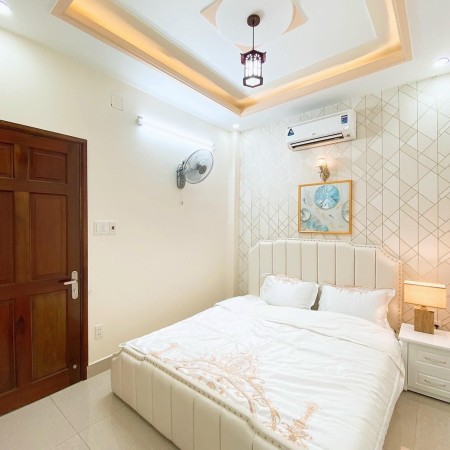 Bán gấp nhà nguyên căn 3 tầng diện tích sử dụng 60m2, P8, Gò Vấp, tặng nội thất