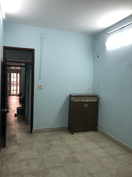 Cho thuê phòng 35m2 giá rẻ tại 412 Xô Viết Nghệ Tĩnh P26 Bình Thạnh