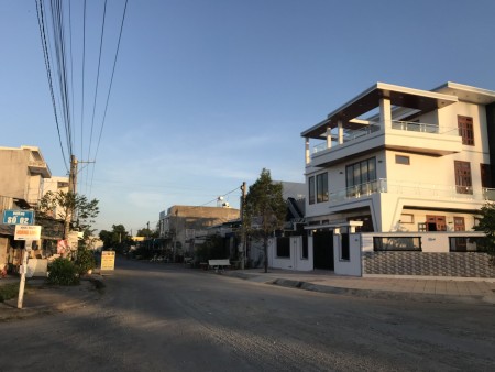 Nền thổ cư diện tích sử dụng 5x20 shophouse 2 MT chợ giáp ranh Cần Thơ, giá 940 triệu
