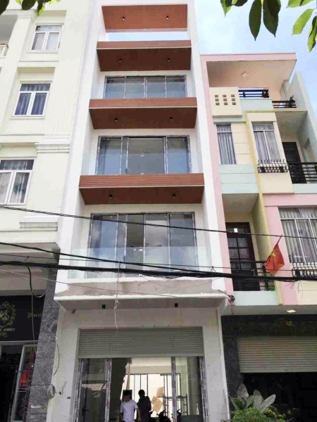Bán nhà CMT8 Quận 10, 38m2 4.2x9, 5 tầng mới đẹp, hẻm thoáng gần Metro, giá chỉ 5.6 tỷ TL