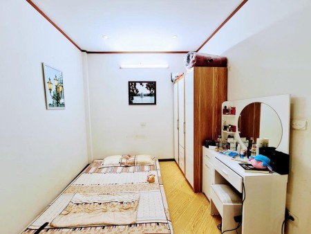 Bán nhà Khương Trung 4 tầng diện tích sử dụng 32m2 giá bán 3 tỷ, đúc 4 tầng kiên cố