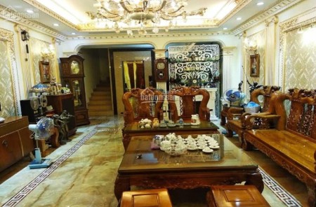 Mặt phố Hoàng Ngân, Thanh Xuân, 225m2, 48 tỷ, mt: 8.3m, 5 tầng, cho thuê 60 triệu/ tháng.