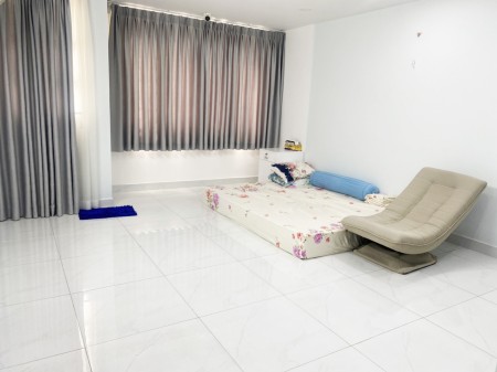 Bán nhà tổng diện tích 245m2 đường rộng 16m Lâm Văn Bền, phường Tân Kiểng, quận 7