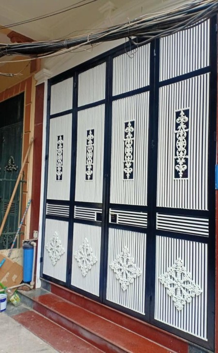 Triều Khúc Thanh Xuân diện tích sử dụng 35m2, 4 tầng, giá bán chỉ 3.65 tỷ sổ sẵn, vào ở ngay