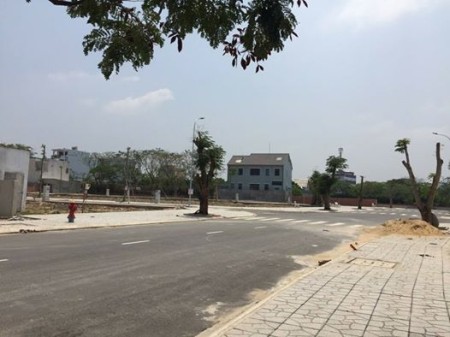 Cần bán 707 m2 đất biệt thự view biển khu đồi Ngọc Tước bãi sau giá 78 triệu/m2