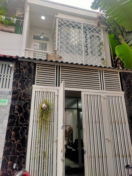 Nhà 2 tầng, Nguyễn Sơn, Quận Tân Phú, Ngang 4x14m, hẻm xe hơi giá bán chỉ 5.3 tỷ