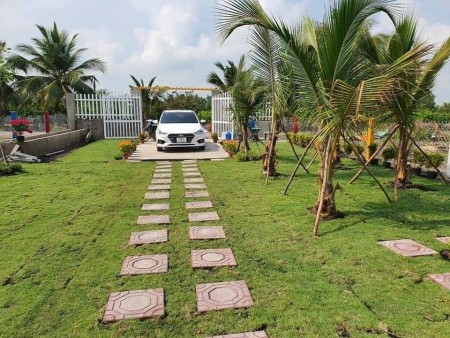 Bán nhà vườn nghỉ dưỡng hoàn chỉnh đẹp Thủ Thừa Long An. DT 1000m, xe hơi vào tận sân. Giá chỉ 2,5tỷ