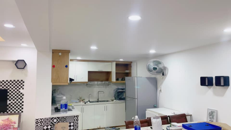 Cần bán gấp căn nhà đường Nguyễn Tất Thành Quận 4, diện tích 140m2, giá 7 tỷ, thương lượng