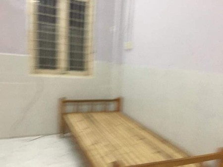 Cho thuê nhà nguyên căn gần chợ Hiệp Bình dtsd 5x20m nhà cấp 4 có 4 phòng ngủ
