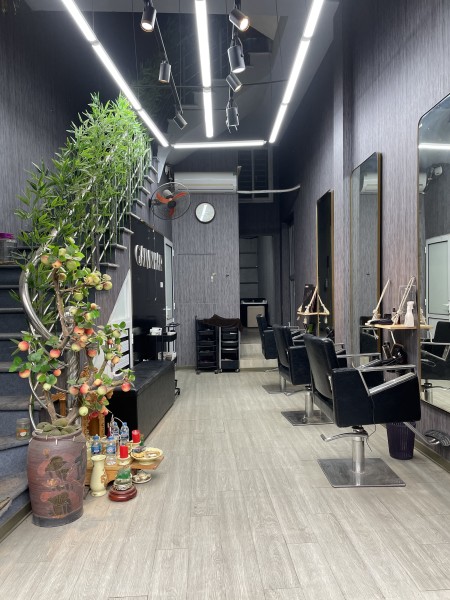 Chính chủ cho thuê mặt bằng - sang nhượng Salon cắt tóc gội đầu tiện mua bán kinh doanh ngay