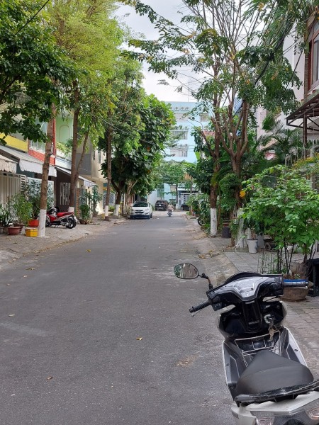 Bán nhà nguyên căn chính chủ mặt tiền Hải Châu giá rẻ bất ngờ vị trí đắc địa, pháp lý chuẩn