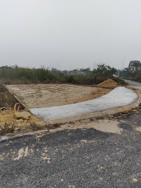 Gia đình cần tiền bán lô đất dt 125m2, đất dịch vụ xã Vân Canh, Hoài Đức, giá bán 9.1 tỷ