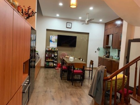 Bán nhà phố Lạc Long Quân, Phân Lô 10m ô tô đỗ, 2 ngõ đi, dt 50m2, 4 tầng, giá 6.62 tỷ 0972160106