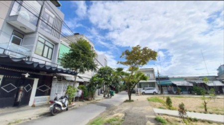 Bán nhà 2 mặt thoáng đãng, hơn 4 tỷ, nhìn sông Hàn, xem bắn pháo hoa, Sơn Trà, Đà Nẵng
