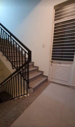 Bán nhà, kiệt hơn 3,5m, nhỉnh 4 tỷ, đường 2/9 và thông Đại lộ Thăng Long, Quận Hải Châu.
