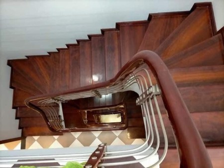 Đi đến slide 2