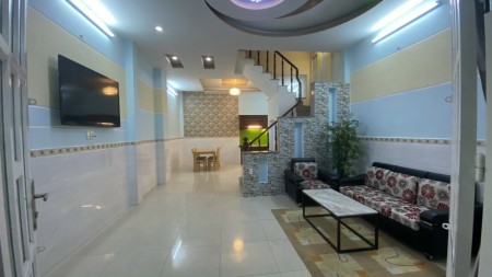 Cho thuê nhà nguyên căn 4pn Hương Lộ 2 giá 10 triệu/tháng, liên hệ 0915718879