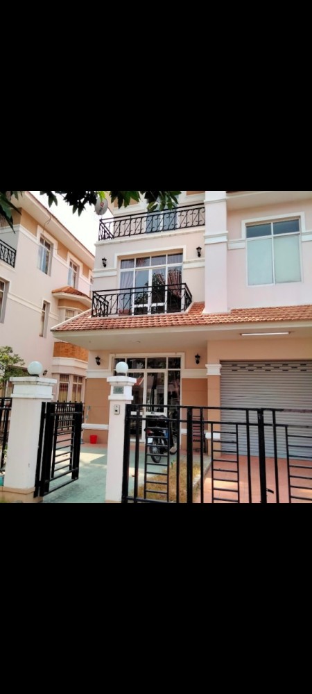 Cho thuê nhà nguyên căn đầy đủ nội thất cao cấp ngay Vsip 1, Thuận An, Bình Dương