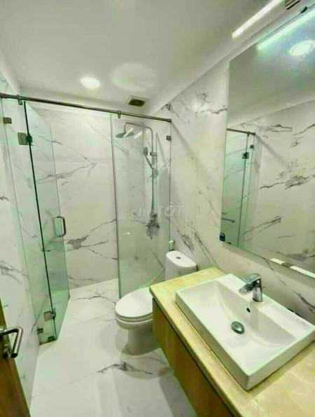 Bán nhà phố mặt tiền đường lớn Nguyễn Thị Khắp, giá bán đầu tư sinh lời, khu dân cư đông