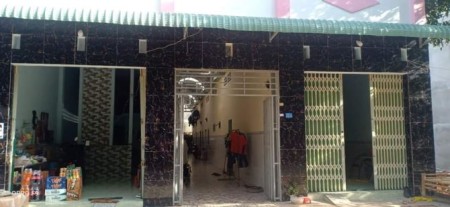 Chính chủ bán gấp dãy trọ diện tích 300m2, tiện kinh doanh buôn bán, thu nhập 18tr/tháng