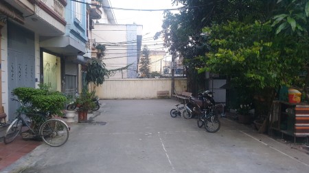 Bán nhà phân lô Trần Cung, gara ô tô tránh, quy hoạch lãi vốn đột phá, dt 50m2, giá chỉ 5.2 tỷ