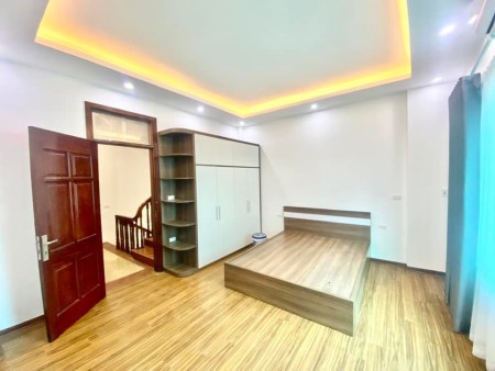 Bán nhà Tựu Liệt, thoáng đẹp diện tích sử dụng 54m2, giá bán hơn 2 tỷ lh 0971465755