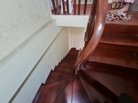 Bán nhà Trương Định, Hoàng Mai giá sốc, oto tránh 10m, vừa ở vừa cho thuê 32m2 giá bán 2,7 tỷ