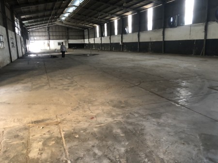 Kho xưởng diện tích 1200m2 mặt đường Hà Huy Giáp Quận 12 liên hệ 0909298353