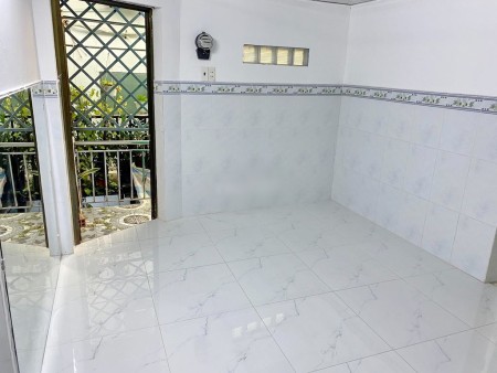 Cho thuê nhà mới 1 lầu hẻm 184 Âu Dương Lân Phường 3 Quận 8 giá 5 triệu/tháng