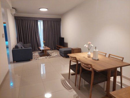 Cho thuê căn hộ 2pn Canary Heights ngay Aeon Mall Vsip1 giá rẻ LH 0967.253.158