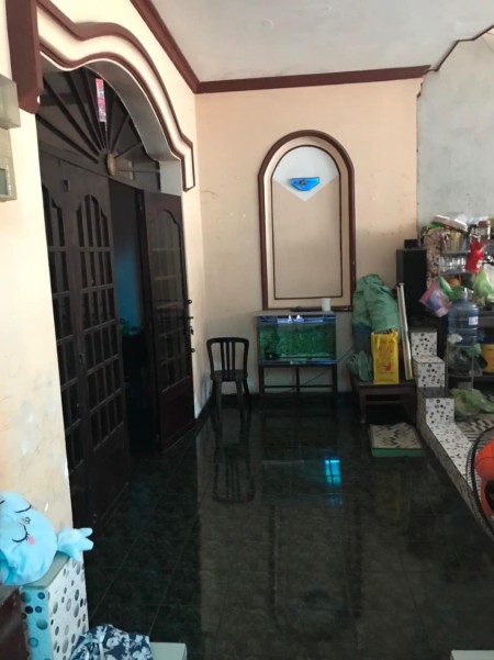 Cần bán nhà mặt phố Hoàng Mai giá bán 4.2 tỷ thương lượng với khách thiện chí, vị trí đẹp