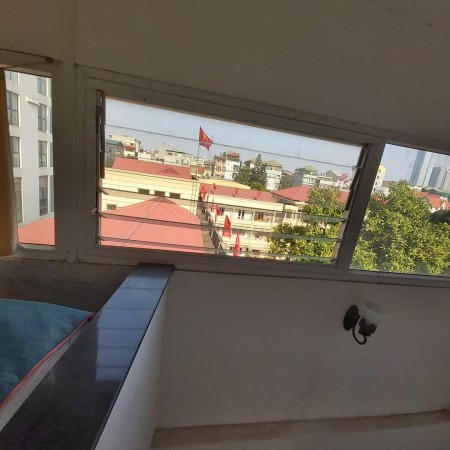 Bán nhà đẹp Quận Cầu Giấy ngõ thông ô tô diện tích 36m2, mt 4.5m, giá bán 4.5 tỷ