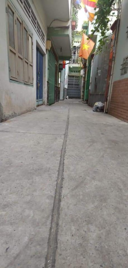 Nhà Mới 57m2 2Tầng Lạc Long Quân P.8 Tân Bình giá bán chỉ nhỉnh 5 tỷ thương lượng