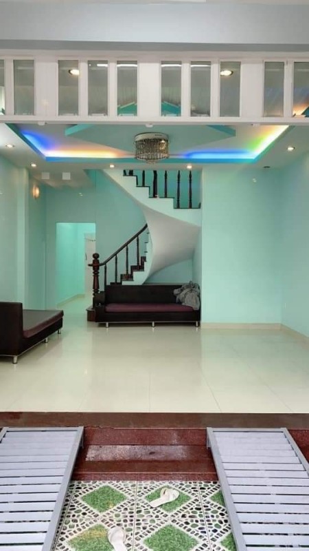 Cho thuê nhà 4PN đường 6m, Khu Phạm Hữu Lầu, giá 10 triệu khu an ninh yên tĩnh