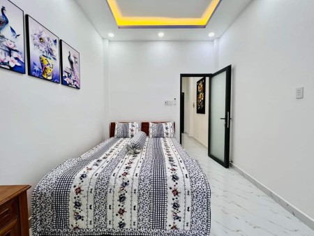Bán nhà gấp hẻm thông, Tân Qúy Quận Tân Phú diện tích 58m2 đúc 2 tầng giá bán 4.65 tỷ