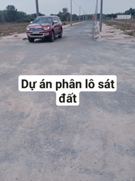 Lô đất diện tích 7400m2 sát hồ Lộc An, ngang 33, thích hợp phân lô giá bán chỉ 4.5 triệu/m2