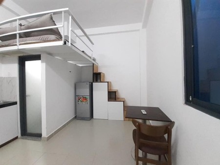 Cần bán căn hộ dịch vụ 17 phòng hợp đông thuê 50 triệu/tháng vị trí ngay hàng xanh - giáp Quận 1