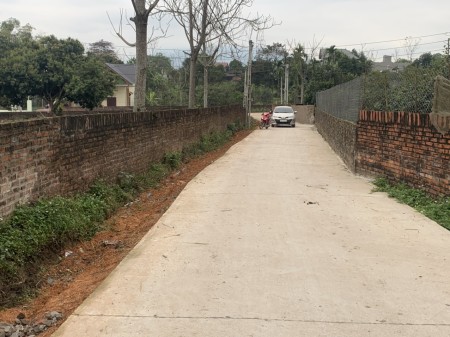 Chính chủ cần bán đất tại Ba Vì, giá bán 1.5 tỷ, liên hệ 0989734538 đường lớn xe ra vào thoải mái