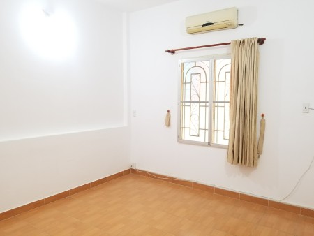 Cho thuê nhà đường Nguyễn Thị Thập, 1 Trệt + 1 Lầu, giá 15 triệu/tháng khu an ninh, yên tĩnh