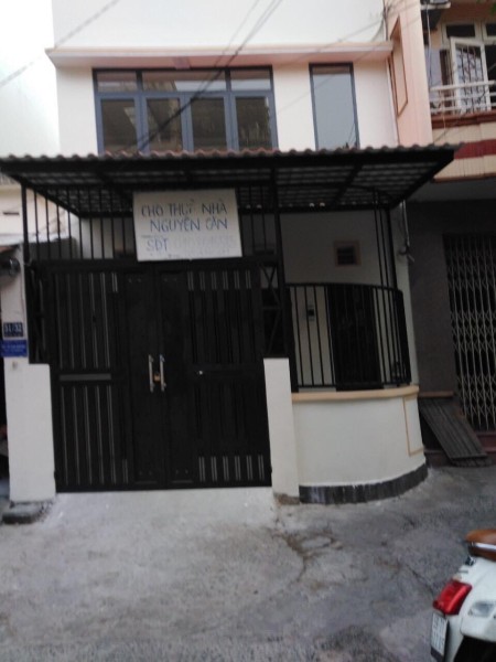 Bán nhà nguyên căn Quận 5, chính chủ pháp lý đầy đủ, mặt tiền hẻm 12m, khu dân cư, nhà 4 tầng