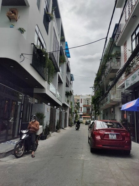 Chủ nhà cần ra gấp nhà mới 100% giá hơn 6 tỷ liên hệ 0931870107, pháp lý rõ ràng, đủ sổ đỏ