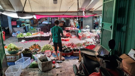 Cần tiền bán lỗ nhà mặt tiền chợ tân hương hoặc cho thuê (46 nguyễn dữ, tân quý, tân hương, tphcm).