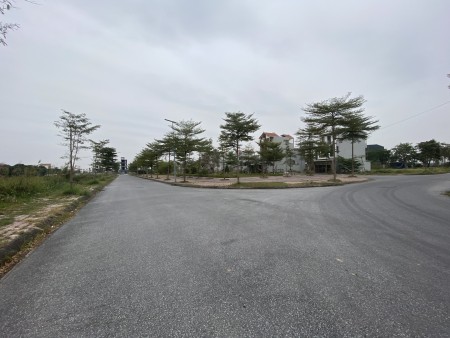 Bán lô view vườn hoa thuộc dãy alk08 dự án New City Phố Nối giá bán 18 triệu/m2
