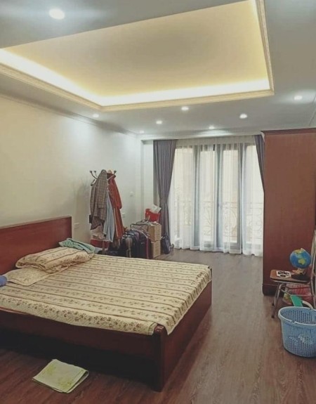 Chủ cần bán gấp nhà Tân Mai, diện tích 55m2, 4 tầng đúc, mt 6m, giá 4.25 tỷ, lh 087.833.8686