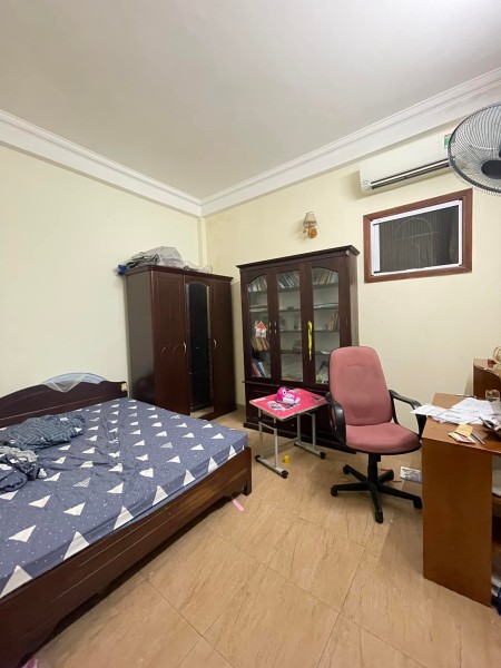 Phân lô Phùng Chí Kiên Nhà đẹp ở luôn diện ích sử dụng 43m2, 5 tầng đúc giá 6.5 tỷ