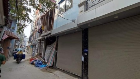 Knh doanh tốt lô góc ô tô đỗ cửa, đường trục chính Đa Sỹ Kiễn Hưng, diện tích sử dụng 34m2