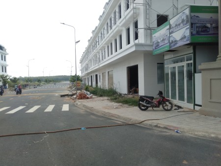 Triển khai giai đoạn 2 của dự án Hana Garden Mall pháp lý đầy đủ, bàn giao công chứng ngay