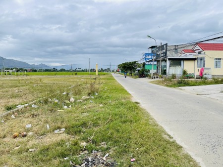 Hàng hot cần bán lô đất diện tích 130m2 full thổ cư thôn trung Vĩnh Phương, giá tốt đầu tư