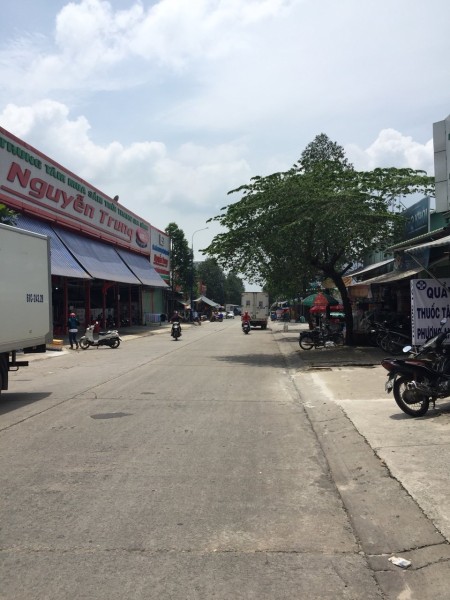 Sổ hồng chính chủ dtsd 450m2, đất thổ cư, mt đường nhựa thông siêu thị Big C Go, KCN Việt-Sing
