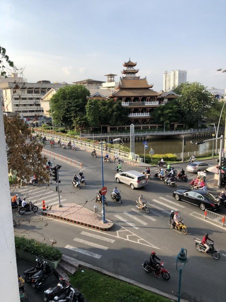 Đi đến slide 3